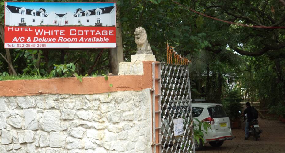 Hotel White Cottage, Mumbai 4